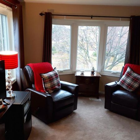 The Tartan House Bed & Breakfast Ajax Dış mekan fotoğraf